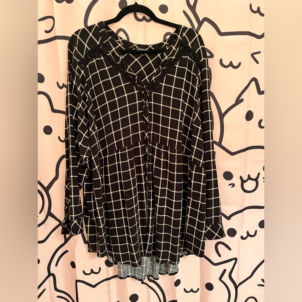 Torrid black and white babydoll top
